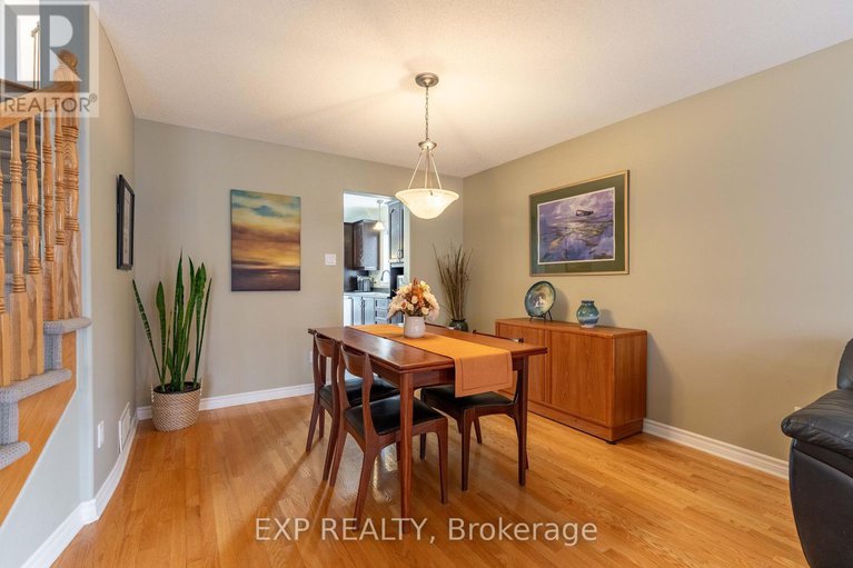 29033909/17-olde-towne-avenue/village-of-russell/russell/ontario/K4R0A5_9