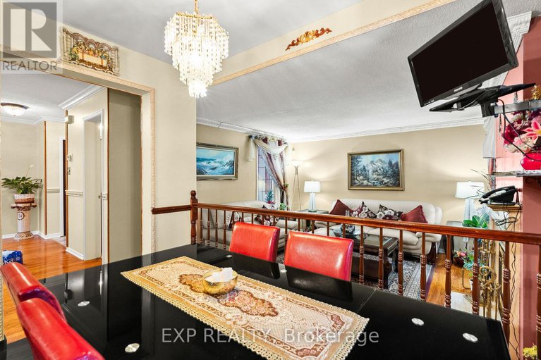 29397819/1424-progress-place/pineview/ottawa/ontario/K1B5M3_17