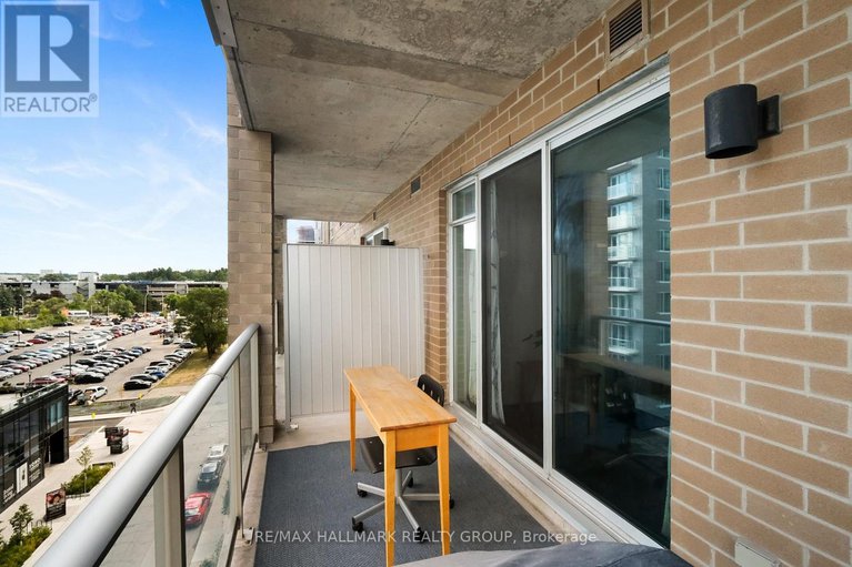 28811334/706-100-champagne-avenue-s/west-centre-town/ottawa/ontario/K1S4P4_16