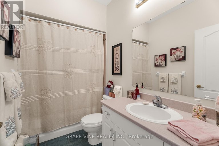 28389612/60-sable-run-drive/stittsville-central/ottawa/ontario/K2S1W7_25