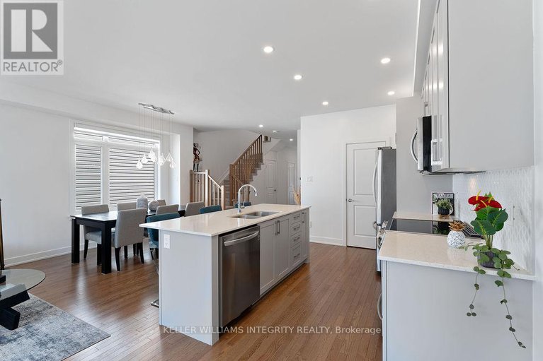 28463523/81-heirloom-street/riverside-southgloucester-glen/ottawa/ontario/K4M0L2_13