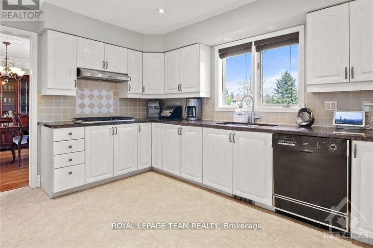 29069392/1105-cindy-hill-crescent/manotick-long-island-nicholls-island/ottawa/ontario/K4M1E8_12