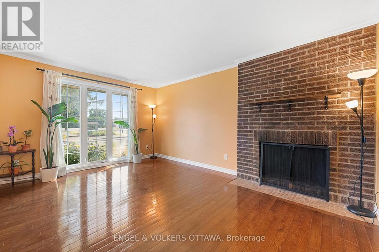 28811441/105-302-kintyre-private/carleton-square/ottawa/ontario/K2C3M6_6