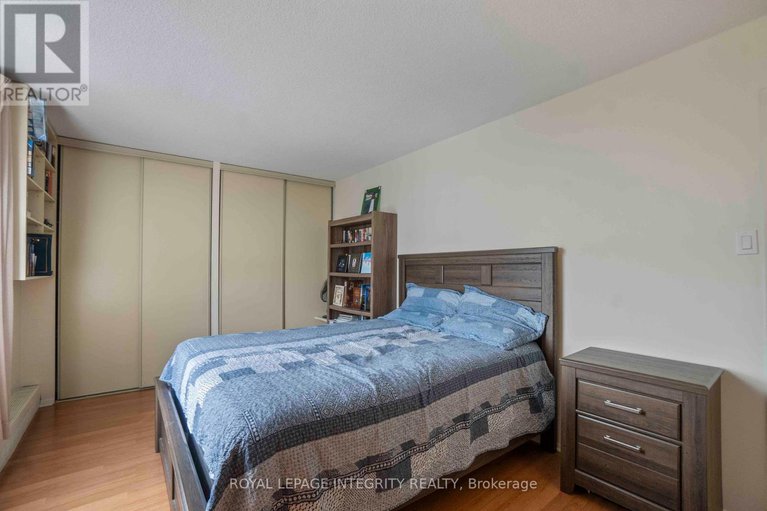 28620829/1003-1785-frobisher-lane/riverview-park/ottawa/ontario/K1G3T7_7