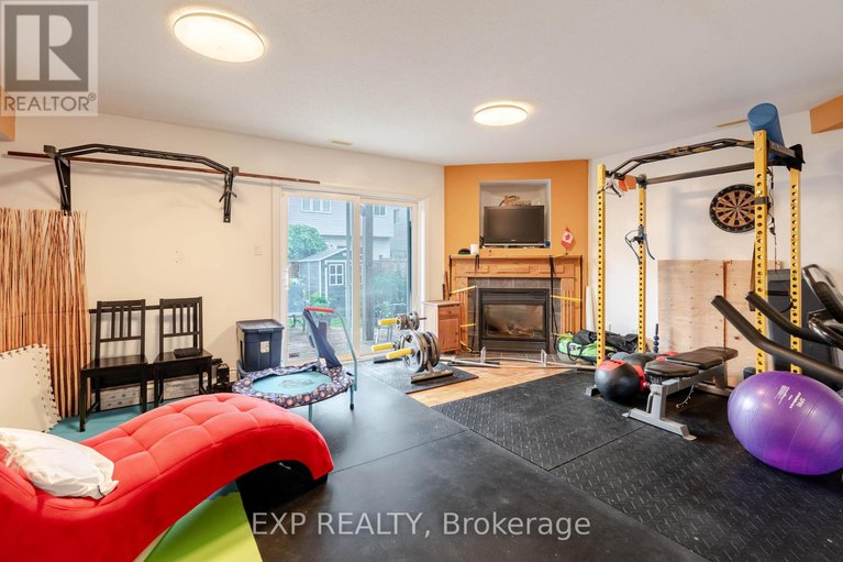 28562164/97-castle-glen-crescent/glencairnhazeldean/ottawa/ontario/K2L4G9_4
