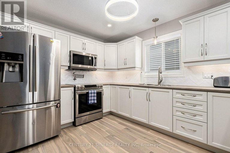 29621618/457-honeyborne-street/mississippi-mills-ramsay-twp/mississippi-mills/ontario/K0A1A0_9