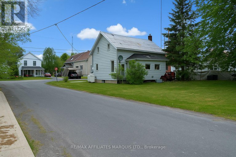 28341063/37-main-street/south-stormont-osnabruck-twp/south-stormont/ontario/K0C1Y0_3