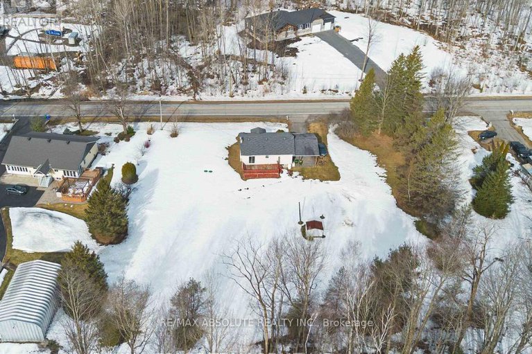 29180472/1984-forced-road/vars-area/ottawa/ontario/K0A3H0_22