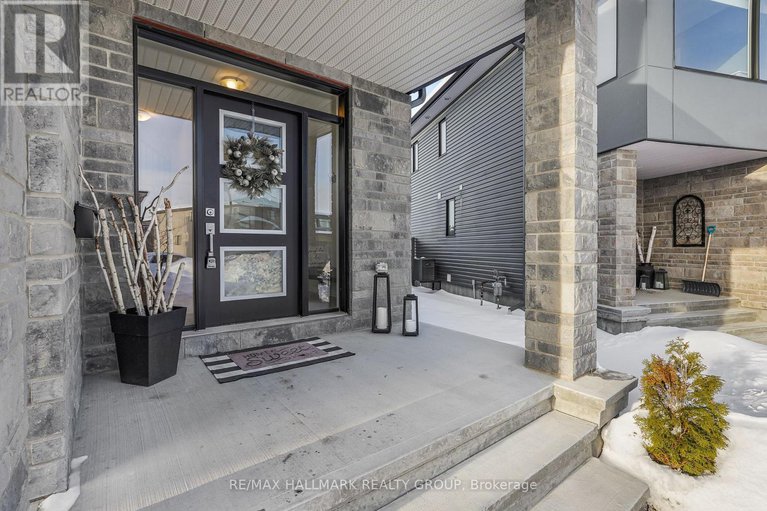 29362963/1204-diamond-street/clarencerockland-twp/clarence-rockland/ontario/K4K0M1_3