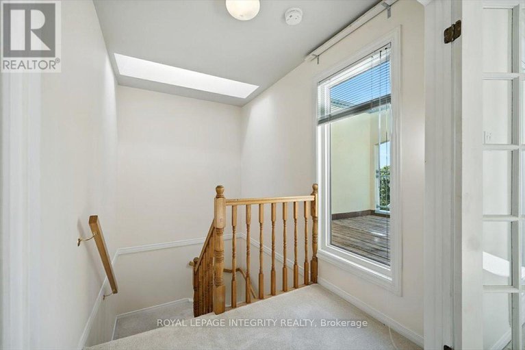 28800164/17-columbus-avenue/overbrook/ottawa/ontario/K1K1R2_28
