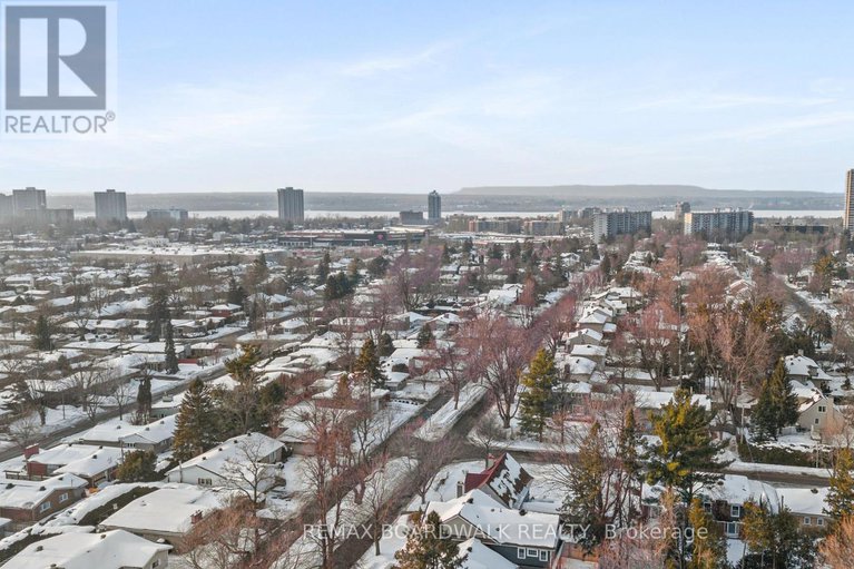 29393366/961-kingsmere-avenue/mckellar-heightsglabar-park/ottawa/ontario/K2A3K3_43