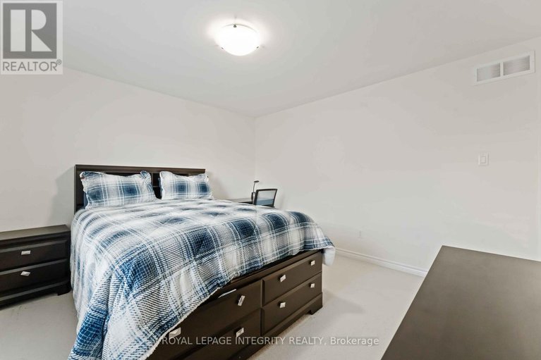 29442302/561-egret-way/half-moon-bay/ottawa/ontario/K2J0E3_35