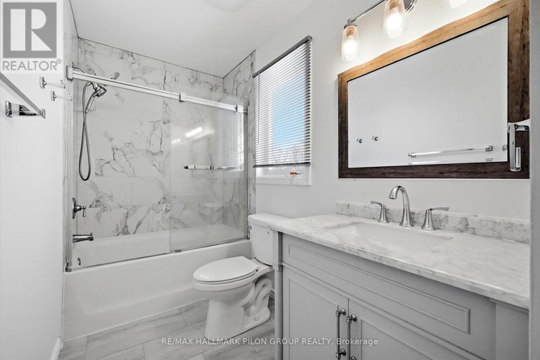 29407130/284-mceachern-crescent/bilberry-creekqueenswood-heights/ottawa/ontario/K1E3K3_19