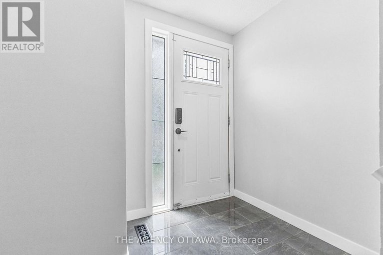 29075964/602-seyton-drive/westcliffe-estates/ottawa/ontario/K2H7X5_4