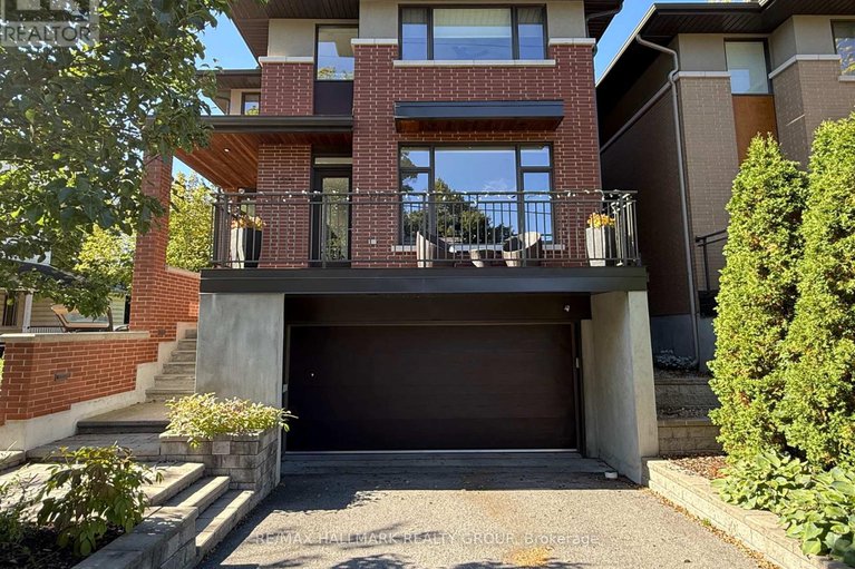 29433239/556-edison-avenue/mckellarhighland/ottawa/ontario/K2A1V4_47