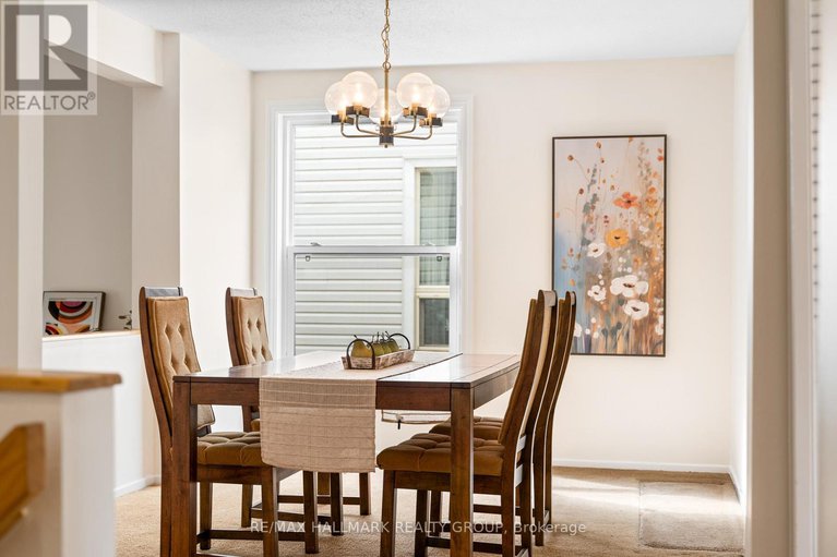 28978664/1075-avignon-court/orleans-wood/ottawa/ontario/K1C2N4_9