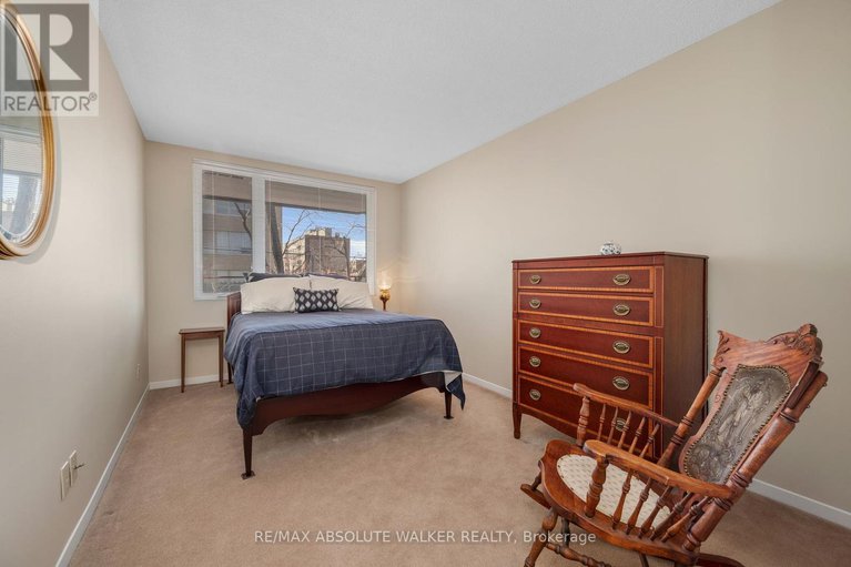 28184807/401-317-metcalfe-street/ottawa-centre/ottawa/ontario/K2P1S3_16