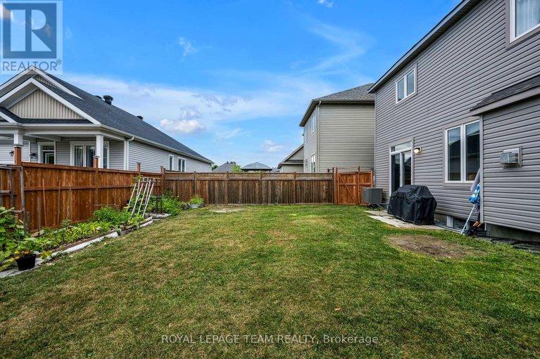 28806493/1201-de-pencier-drive/kemptville/north-grenville/ontario/K0G1J0_42