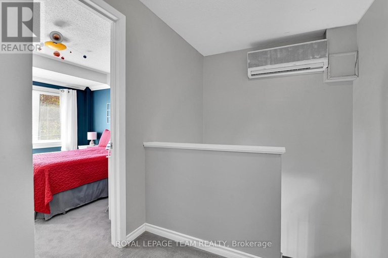 29486308/102-1785-cabaret-lane/fallingbrookpineridge/ottawa/ontario/K4A2H2_17