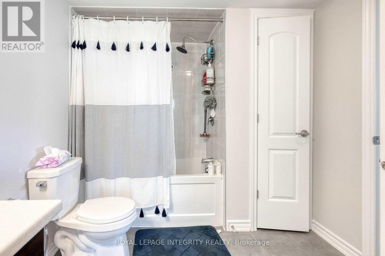 29088432/523-ozawa-private/cfb-rockcliffe-and-area/ottawa/ontario/K1K4Z8_14