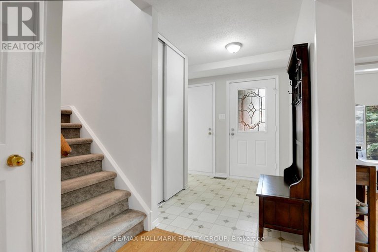 28201249/46-denham-way/stittsville-central/ottawa/ontario/K2S1H5_2