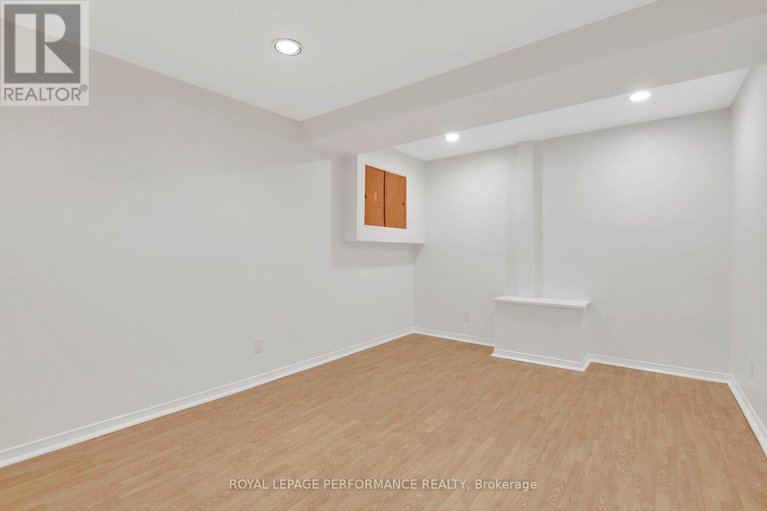 29066042/3804-autumnwood-street/emerald-woodssawmill-creek/ottawa/ontario/K1T2G8_28