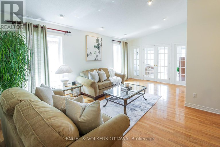 28273894/4293-green-gables-lane/riverside-southgloucester-glen/ottawa/ontario/K1V1S4_6