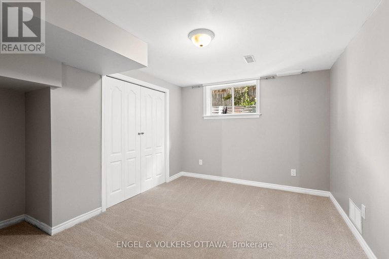28760668/98-anfield-crescent-e/barrhaven-east/ottawa/ontario/K2G7B7_36