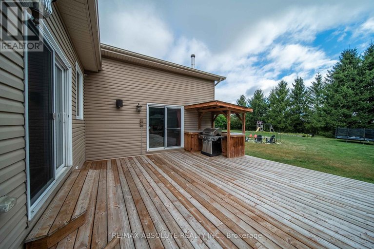 28781773/735-st-thomas-road/russell-twp/russell/ontario/K0A1W0_35