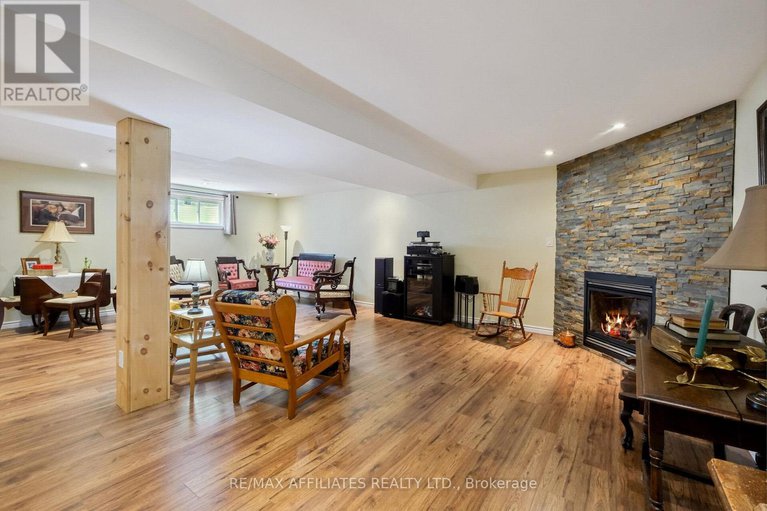 28426822/176-topaze-crescent/town-of-rockland/clarence-rockland/ontario/K4K0E2_39