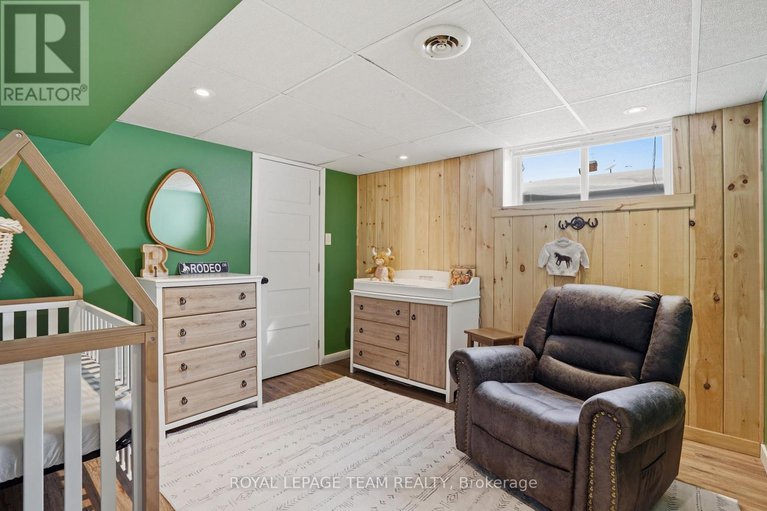 29354963/250-pattee-road/champlain-twp/champlain/ontario/K6A2R2_17