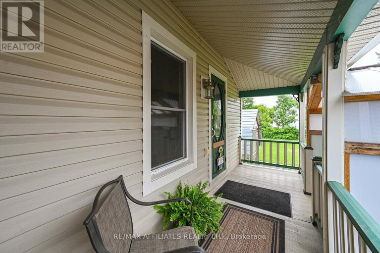 28498244/11-merrick-street/smiths-falls/smiths-falls/ontario/K7A4R2_37