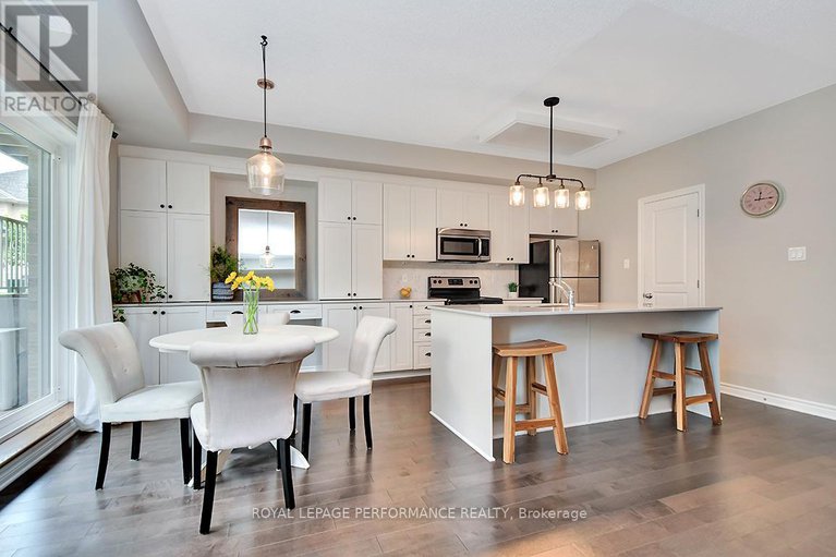 28641852/2-66a-tipperary-private/longfields/ottawa/ontario/K2J2T3_4