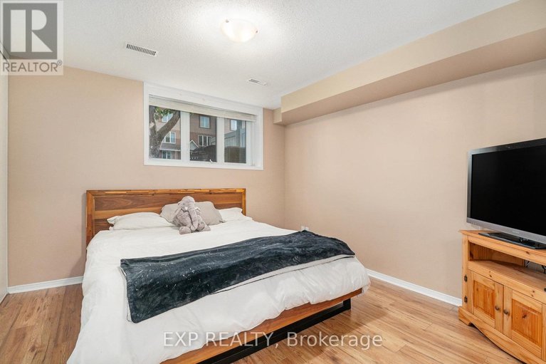 29466153/17-74-lakepointe-drive/avalon-east/ottawa/ontario/K4A5E5_16