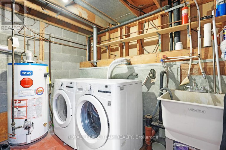 29256594/52-alison-korn-private/bells-corners/ottawa/ontario/K2H8M6_28