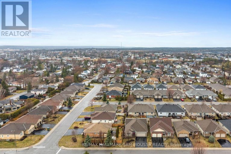 29614140/631-robert-hill-street/almonte/mississippi-mills/ontario/K0A1A0_37