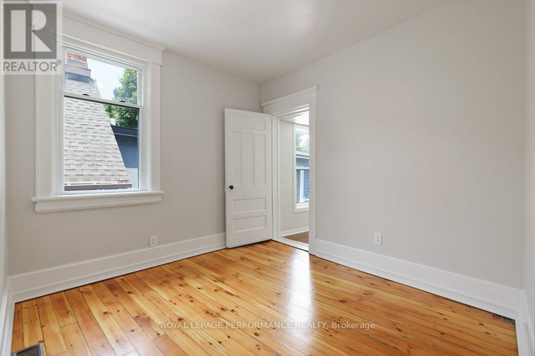 28563591/17-rupert-street/glebe/ottawa/ontario/K1S3S2_24