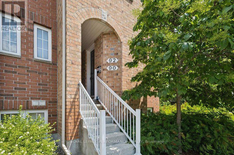 28620817/19-90-steele-park-private/cyrville/ottawa/ontario/K1J0J2_3
