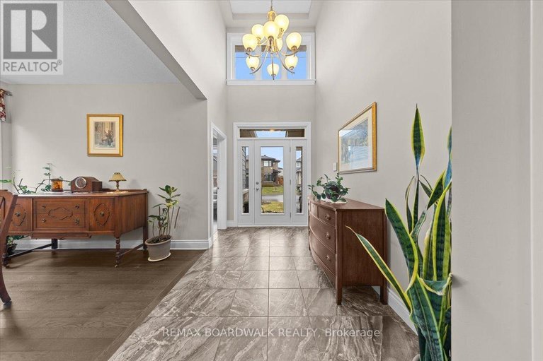 29612405/279-sceptre-way/emerald-meadowstrailwest/ottawa/ontario/K2V0C6_4