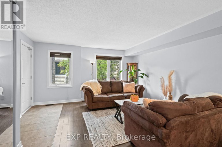 28826800/114-a-lindenshade-drive/strandherd/ottawa/ontario/K2J5R5_14