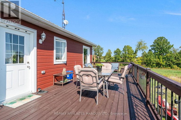 28891905/21230-conc-6-road/south-glengarry-lancaster-twp/south-glengarry/ontario/K0C1Z0_28