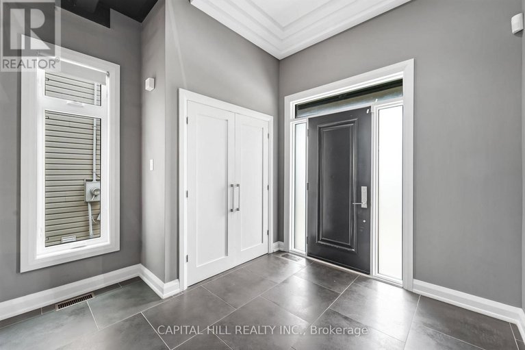 28598588/71-eleanor-drive/city-viewskylinefisher-heightsparkwood-hills/ottawa/ontario/K2E6A1_7