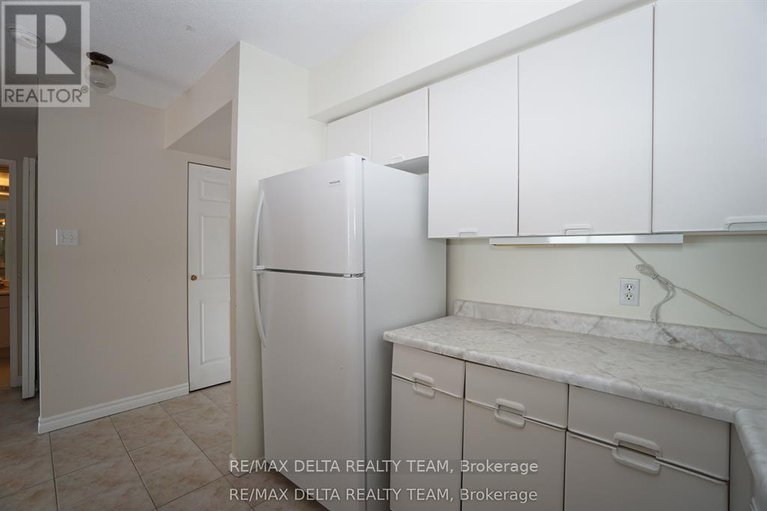 29578403/1506-545-st-laurent-boulevard/viscount-alexander-park/ottawa/ontario/K1K4H9_10