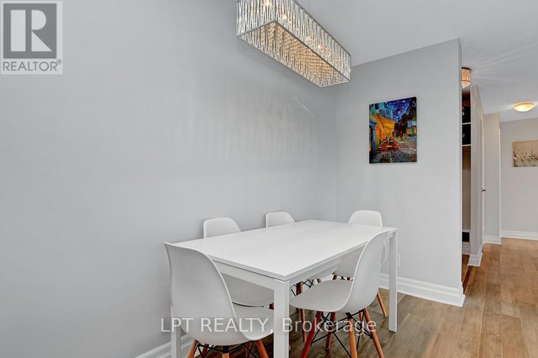 28834733/807-1100-ambleside-drive/woodroffe/ottawa/ontario/K2B8G6_18
