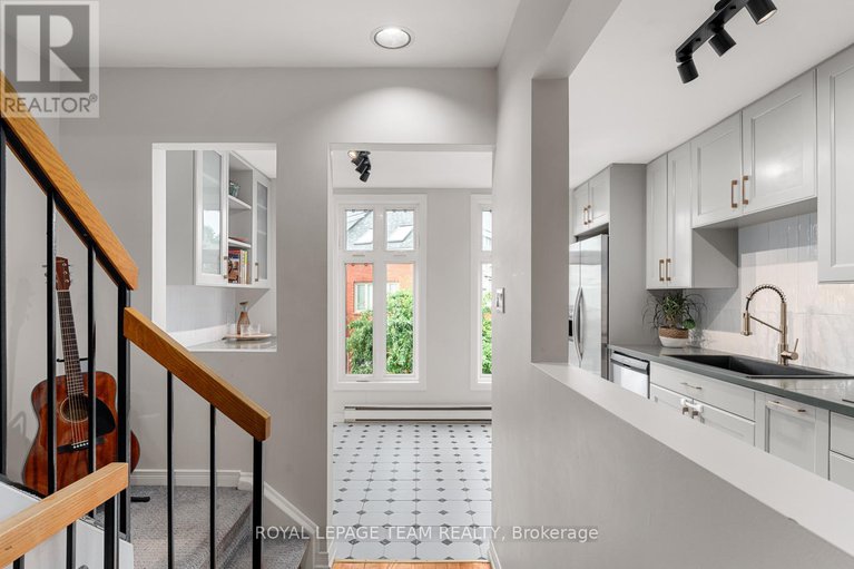 28540123/26-20-charlevoix-street/vanier/ottawa/ontario/K1L8K5_8
