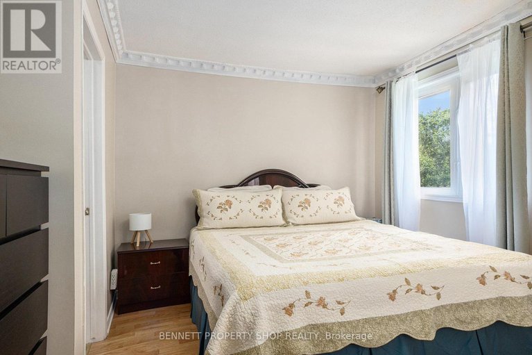 28650139/64-shearer-crescent/katimavik/ottawa/ontario/K2L3N2_17