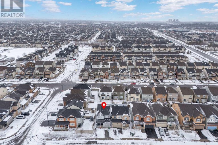 29495852/81-switch-grass-crescent/half-moon-bay/ottawa/ontario/K2J5Z3_23