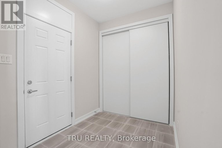 28405876/517-oldenburg-avenue/btwn-franktown-rd-fallowfield-rd/ottawa/ontario/K0A2Z0_4