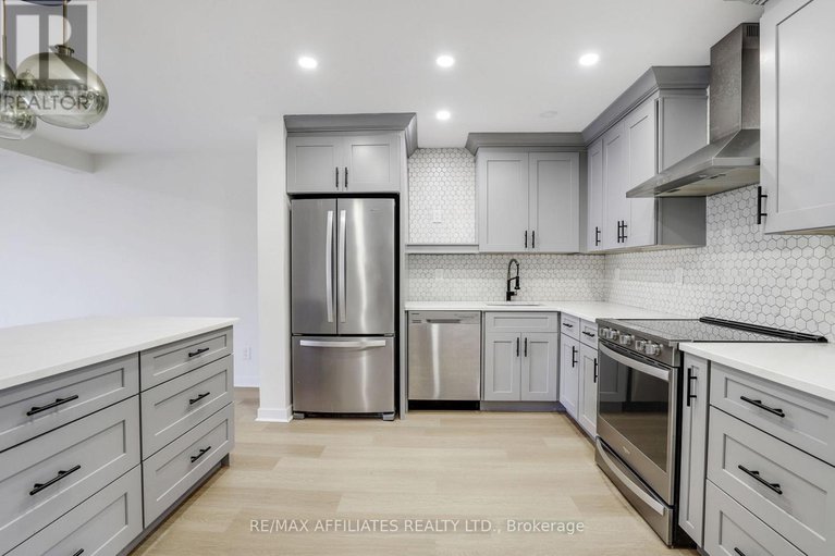 29170194/37-472-sandhamn-private/hunt-club-parkgreenboro/ottawa/ontario/K1T2Z4_9