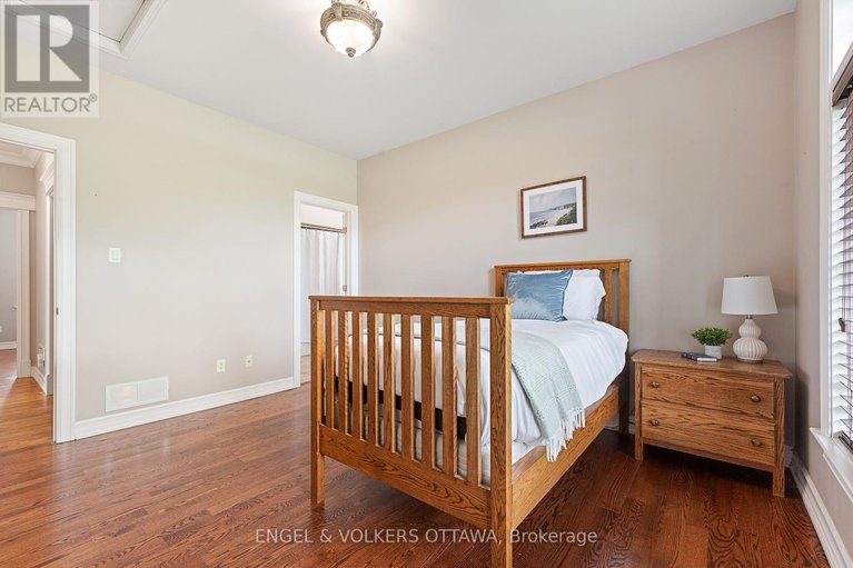 28526732/1468-sandy-beach-court/greely/ottawa/ontario/K4P0C2_26
